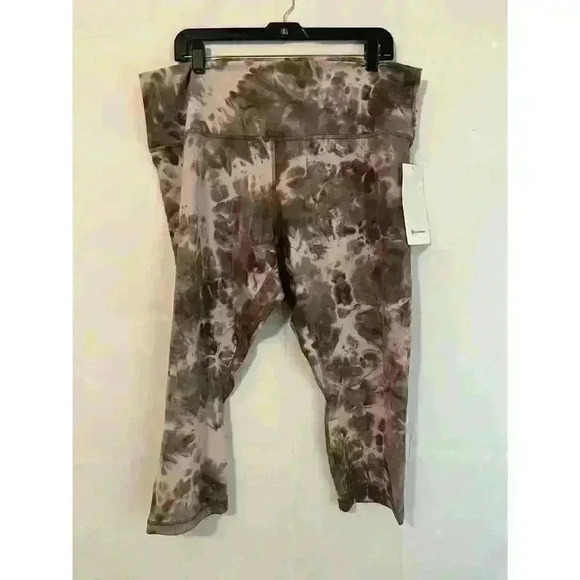 Lululemon Align High-Rise‎ Crop 21" Women's Size 20 - Picture 3 of 3